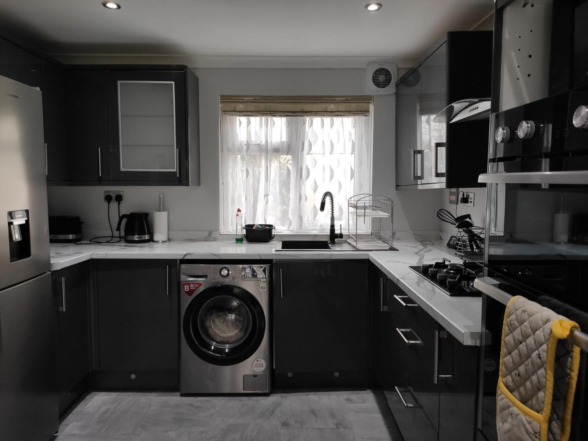 Elegant 3-Bedroom Home, Sleeps Up To 5 Guest. South Ockendon Exterior photo