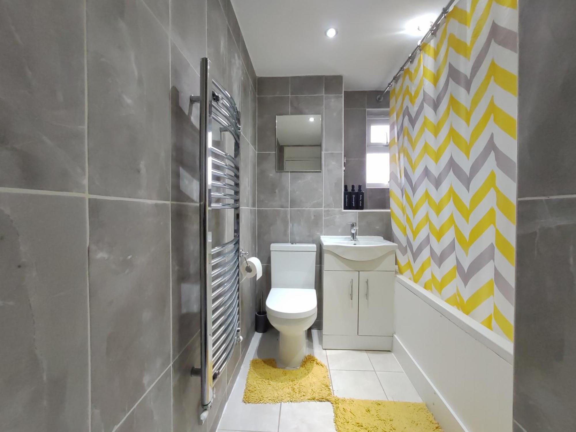 Elegant 3-Bedroom Home, Sleeps Up To 5 Guest. South Ockendon Exterior photo